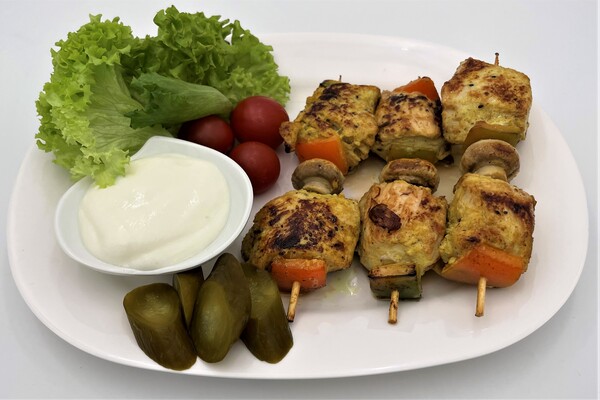 SHISH TAWUK (CHICKEN)