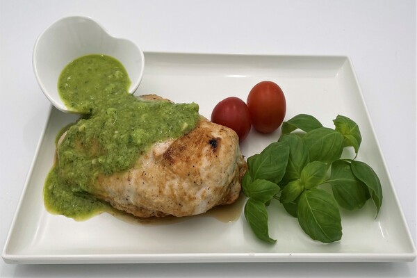 PESTO CHICKEN BREAST