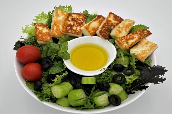 GRILLED HALLOUMI  SALAD