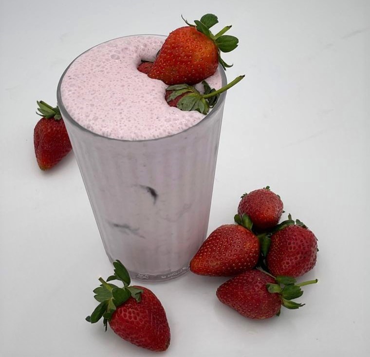 KETO STRAWBERRY SMOOTHY