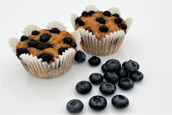 KETO BLUEBERRY CUPCAKE SWEET